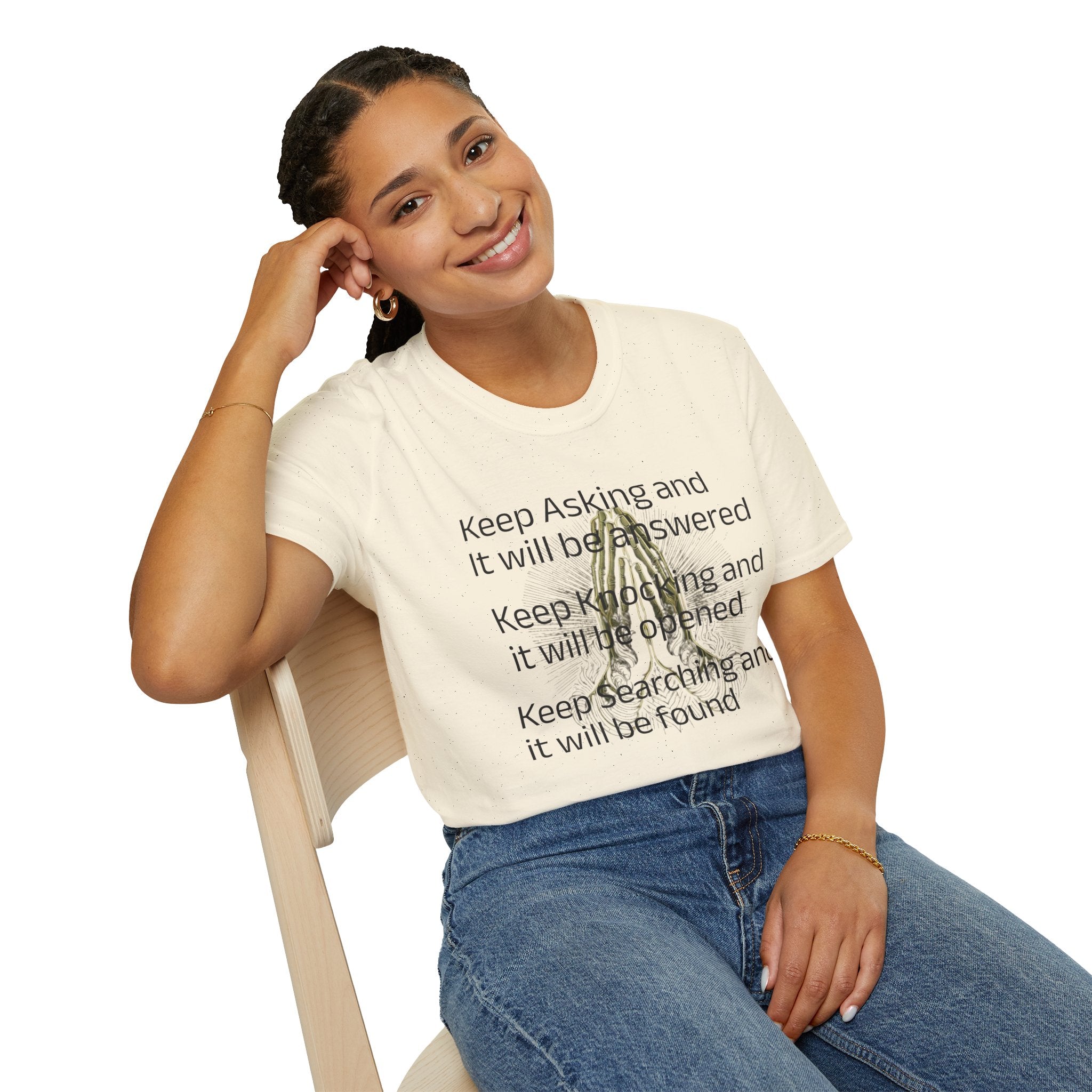Motivational 'Keep Asking' Tee — Inspirational Quote T-Shirt with Gold Script A