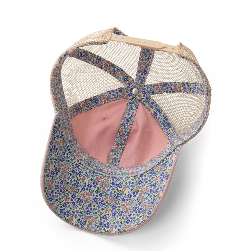 Blessed by Christ with Cross -Women's Washed Mesh-Back Cap