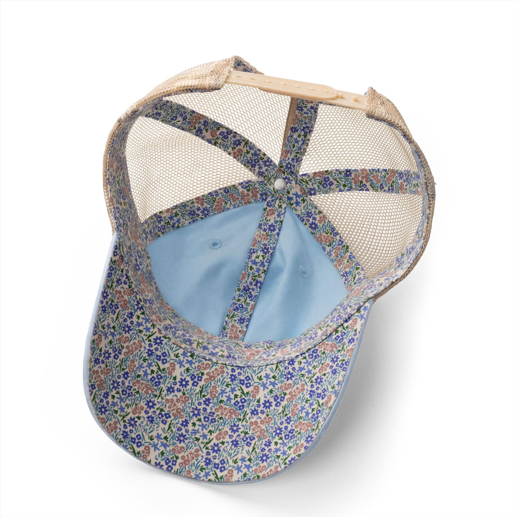 Blessed by Christ with Cross -Women's Washed Mesh-Back Cap